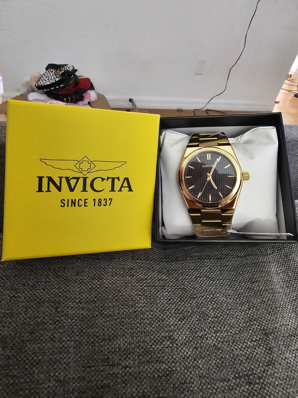 Invicta Men's Gold Stainless Steel Bracelet Watch - Black Dial